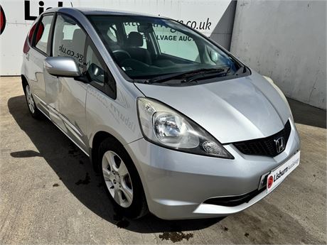 HONDA JAZZ I-VTEC ES