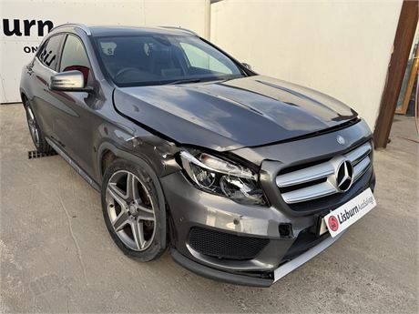 MERCEDES-BENZ GLA 220 D 4MAT AMG LINE EXEC A