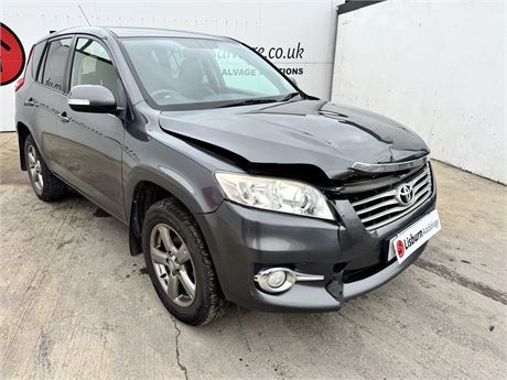 TOYOTA RAV4 XT-R D-4D