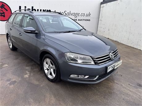 VOLKSWAGEN PASSAT S BLUEMOTION TECH TDI