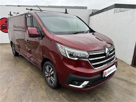 RENAULT TRUCKS TRAFIC 30 LWB AUTO