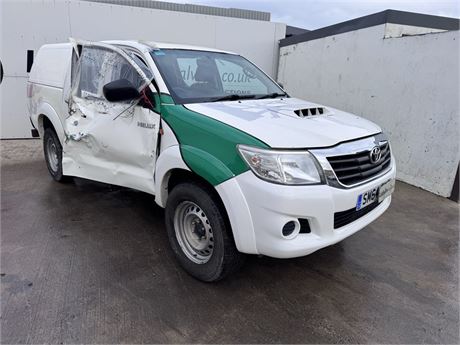 TOYOTA HILUX ACTIVE D-4D 4X4 DCB