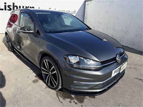 VOLKSWAGEN GOLF SE NAVIGATION TDI BMT