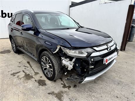 MITSUBISHI OUTLANDER DI-D 3