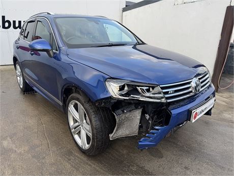 VOLKSWAGEN TOUAREG V6 R-LINE TDI BMT A