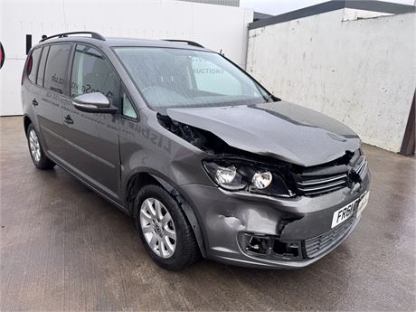 VOLKSWAGEN TOURAN S TDI 106