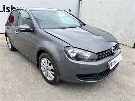 VOLKSWAGEN GOLF SE TDI 140