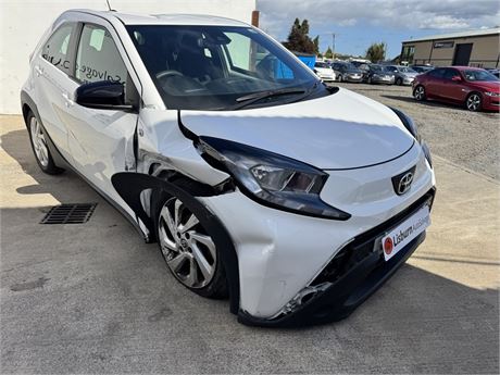 TOYOTA AYGO X PURE VVT-I