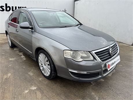 VOLKSWAGEN PASSAT SE TDI 140 AUTO