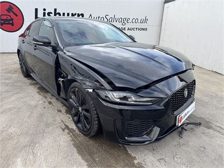 JAGUAR XE R-DYNAMIC SE BLACK D MHEV A