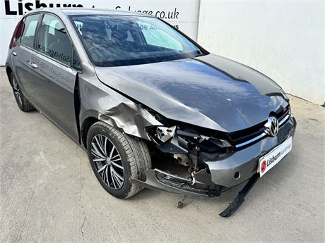VOLKSWAGEN GOLF SE BLUEMOTION TECH TDI