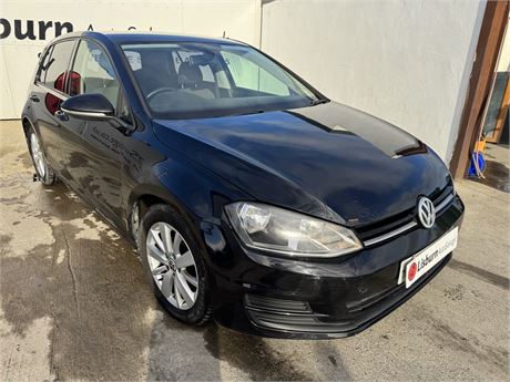 VOLKSWAGEN GOLF SE BLUEMOTION TECH TDI